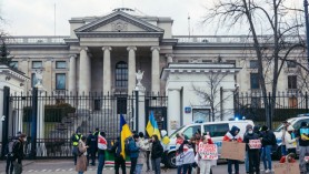 Polonia a blocat conturile ambasadei Rusiei la Varșovia, pe care o acuză că finanțează „activități teroriste”